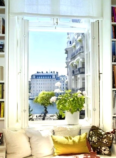 Reading Alcove, Paris